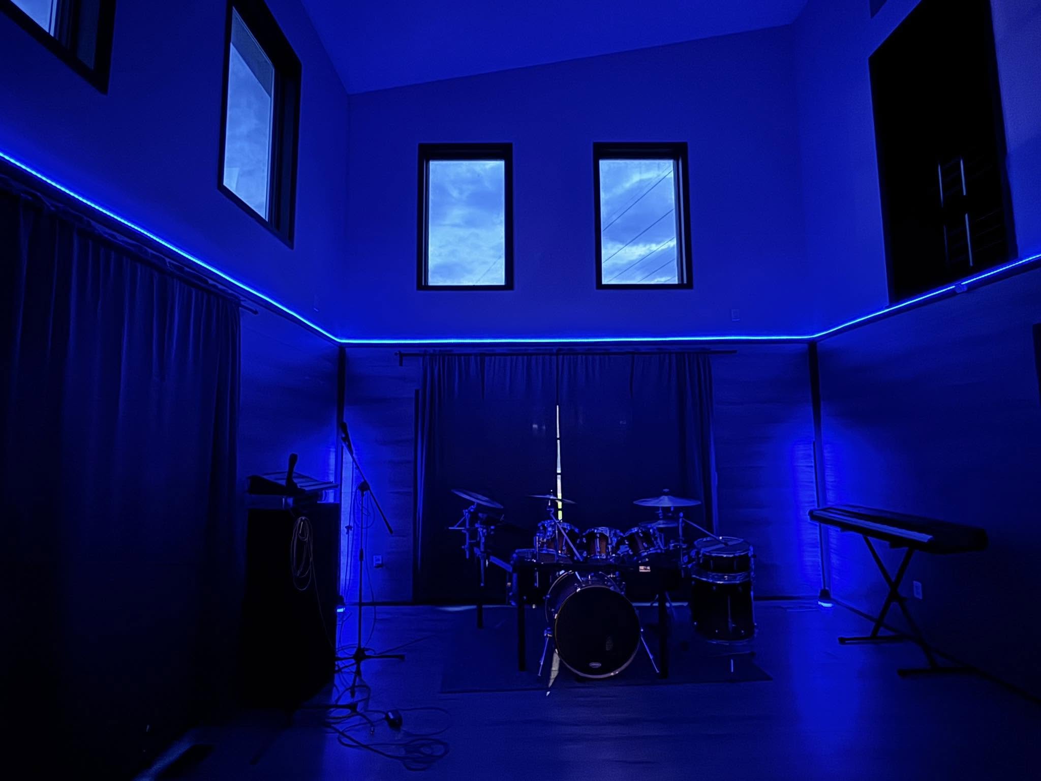 Hypernova Recording Studios live room